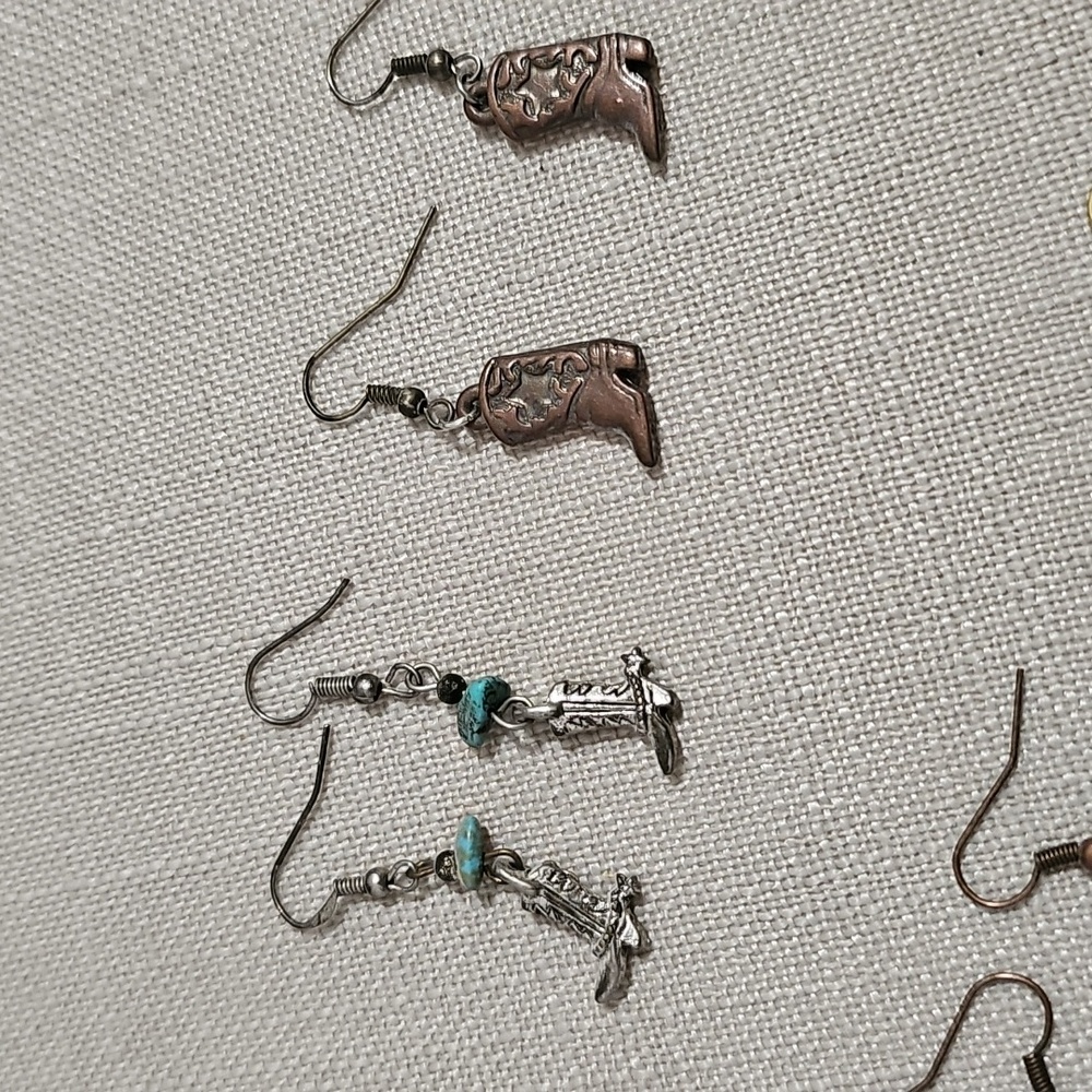 Earring Set - Picture 7 of 7